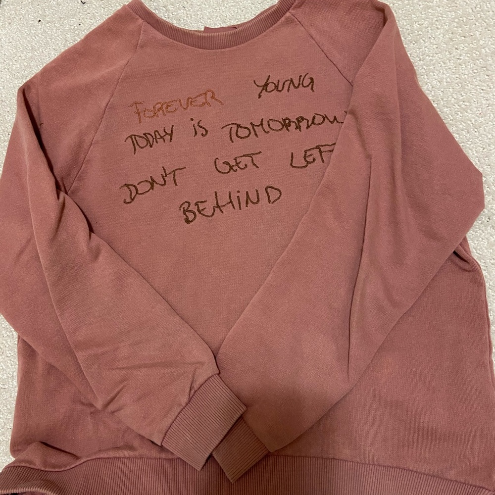 Crewneck sweater